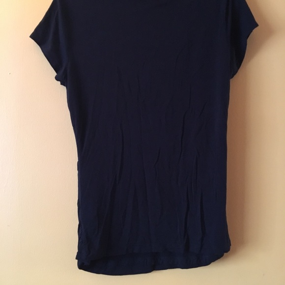 Fun, chic top! - Picture 3 of 4